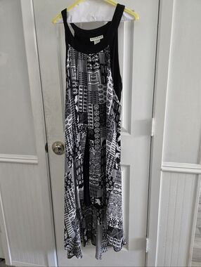 Seventh Avenue XL Black & White Patterned Maxi Dress With Front Slit